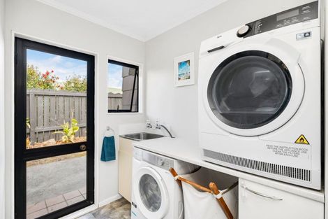 Photo of property in 15 Heron Place, Maunu, Whangarei, 0110