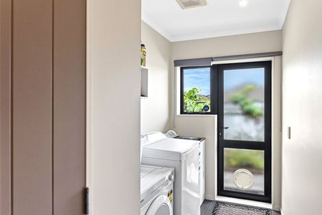 Photo of property in 21 Campion Road, Waikanae Beach, Waikanae, 5036