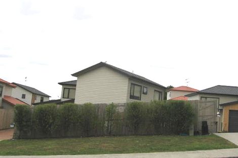 Photo of property in 35 Tiri Tiri Road, Birkdale, Auckland, 0626