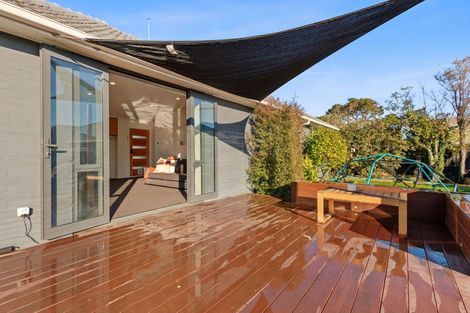 Photo of property in 9 Oakhampton Street, Hornby, Christchurch, 8042