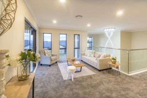 Photo of property in 8 Judith Anne Drive, Pukekohe, 2120