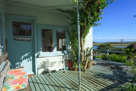 Photo of property in 26 Wainui Road, Raglan, 3225