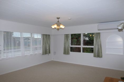 Photo of property in 2 Princeton Road, Raumati Beach, Paraparaumu, 5032