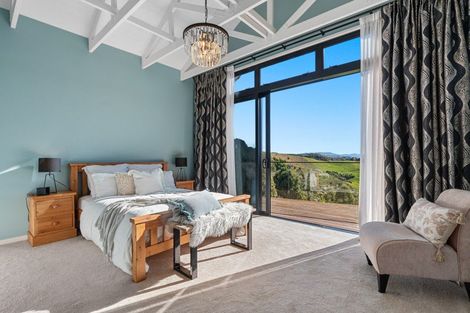 Photo of property in 31 Roger Guy Place, Welcome Bay, Tauranga, 3175