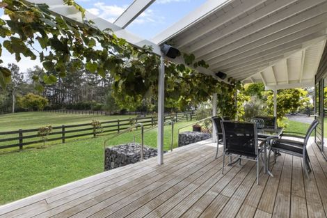 Photo of property in 350 Clifton Road, Whitford, Howick, 2571