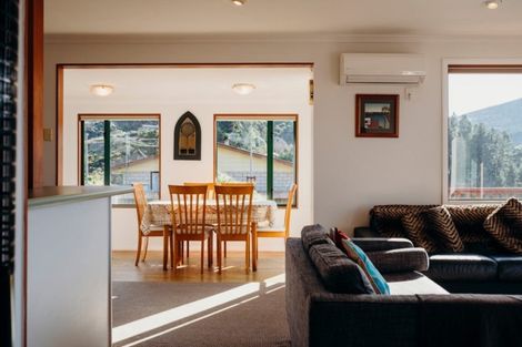 Photo of property in 21 District Road, Roseneath, Port Chalmers, 9023