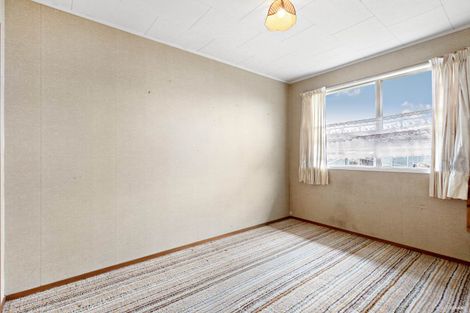 Photo of property in 2/1 Matua Place, Clendon Park, Auckland, 2103