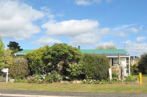 Photo of property in 54 Catherine Crescent, Whitianga, 3510