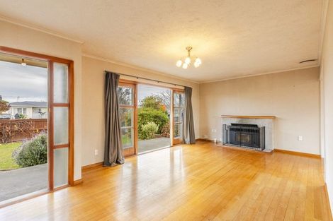 Photo of property in 24 Merton Crescent, Pirimai, Napier, 4112