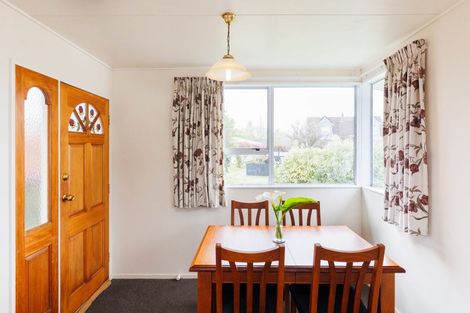 Photo of property in 28 Escort Grove, Awapuni, Palmerston North, 4412