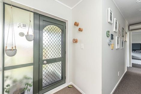 Photo of property in 15 Rangitatau Road West, Pakaraka, Wanganui, 4574