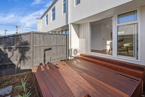 Photo of property in 2/124 Lonsdale Street, New Brighton, Christchurch, 8083