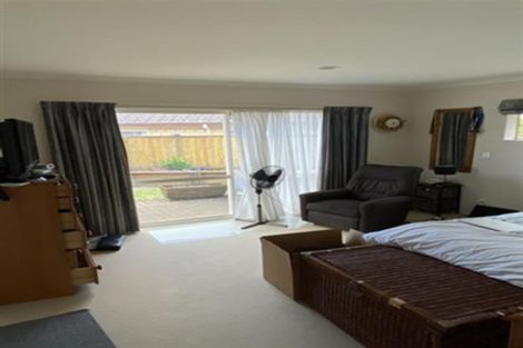 Photo of property in 39 Blackwood Drive, Wattle Downs, Auckland, 2103