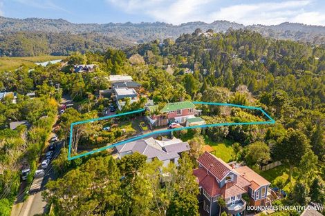 Photo of property in 22 Arapito Road, Titirangi, Auckland, 0604