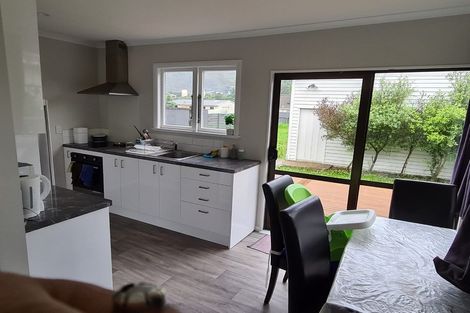 Photo of property in 125 Molesworth Street, Taita, Lower Hutt, 5011