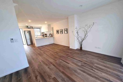 Photo of property in 46 Kotuitui Street, Manukau, Auckland, 2104