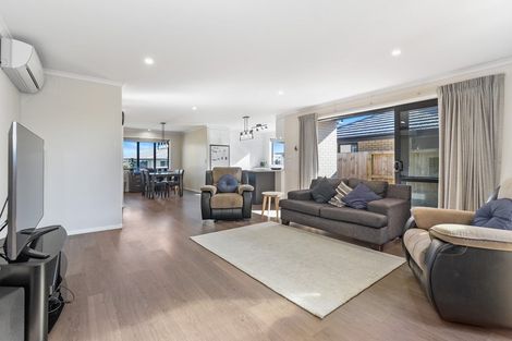 Photo of property in 4 Mccorquindale Drive, Flagstaff, Hamilton, 3210