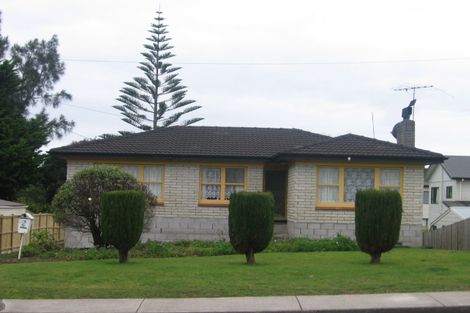 Photo of property in 24 Boundary Road, Opaheke, Papakura, 2113