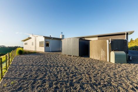 Photo of property in 576a Mangorei Road, Mangorei, New Plymouth, 4371