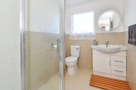 Photo of property in 1/20 Secretariat Place, Randwick Park, Auckland, 2105