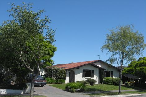 Photo of property in 6 Manuel Place, Bishopdale, Christchurch, 8053