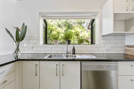 Photo of property in 1 Centorian Drive, Windsor Park, Auckland, 0632