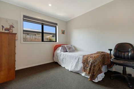 Photo of property in 5 Faber Place, Rototuna North, Hamilton, 3210