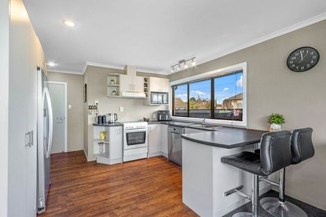 Photo of property in 90 Ascot Avenue, North New Brighton, Christchurch, 8083