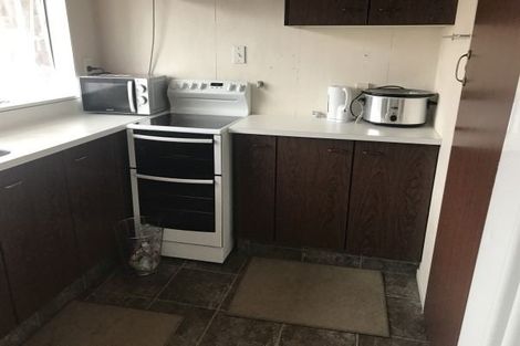 Photo of property in 12-12a Cecil Place, Cloverlea, Palmerston North, 4412