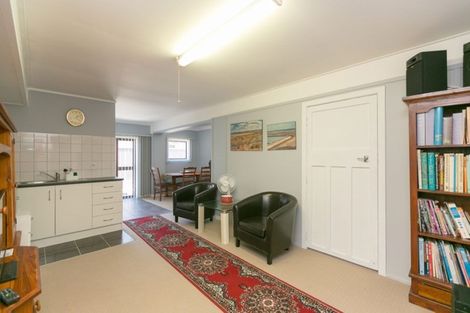 Photo of property in 4 Cutfield Road, New Plymouth, 4310