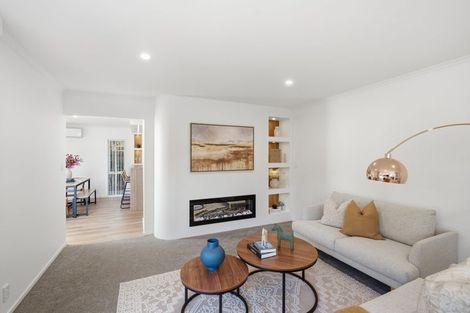 Photo of property in 139 Memorial Avenue, Burnside, Christchurch, 8053