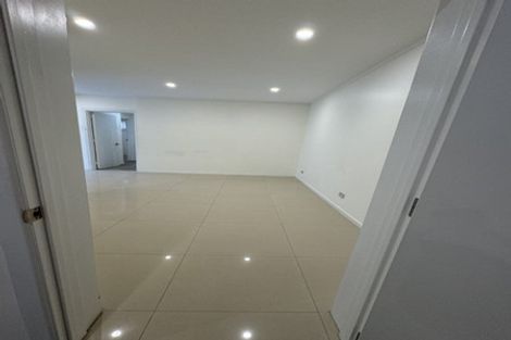 Photo of property in 1/14 Chequers Avenue, Glenfield, Auckland, 0629