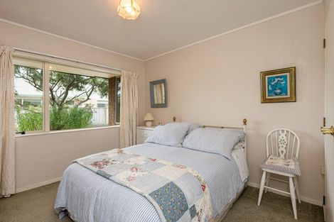 Photo of property in 116 Oxford Street, Tawa, Wellington, 5028