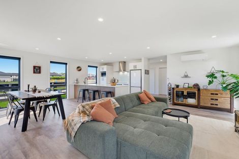 Photo of property in 2 Chambers Avenue, Woodend, 7610