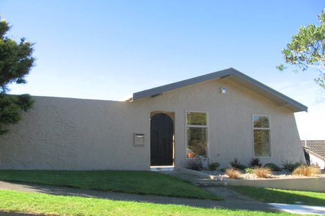 Photo of property in 42 Rajkot Terrace, Broadmeadows, Wellington, 6035