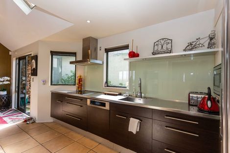 Photo of property in 24 Lucknow Place, Cashmere, Christchurch, 8022