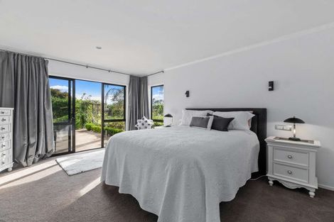 Photo of property in 8 Millbrook Drive, Waiuku, 2683