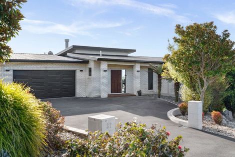 Photo of property in 32 Highview Drive, Wakatu, Nelson, 7011