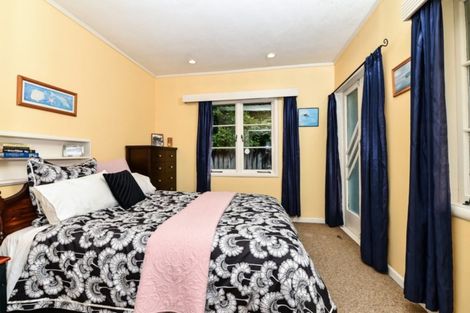 Photo of property in 35 Carey Street, Maeroa, Hamilton, 3200