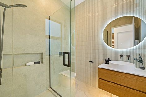 Photo of property in 26 Ngaiwi Street, Orakei, Auckland, 1071