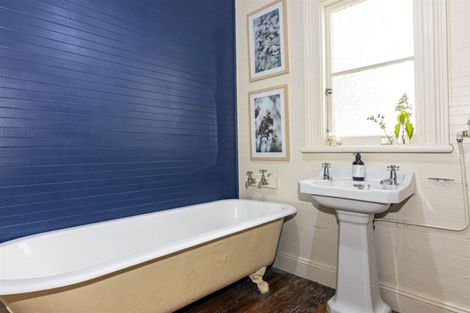 Photo of property in 22 Mckenzie Street, Geraldine, 7930