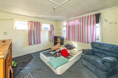 Photo of property in 42 Smith Street, Waverley, 4510