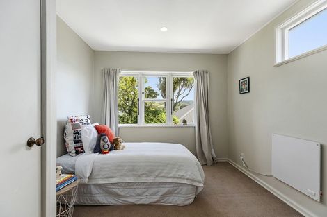 Photo of property in 21 Gipps Street, Karori, Wellington, 6012