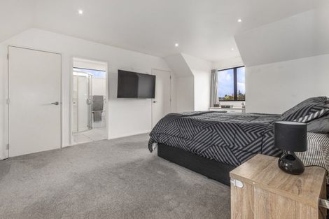 Photo of property in 14 Okarito Avenue, Levin, 5510