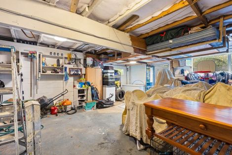 Photo of property in 87 Poplar Grove, Whalers Gate, New Plymouth, 4310