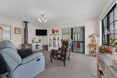 Photo of property in 9 Le Havre Place, Takanini, 2112