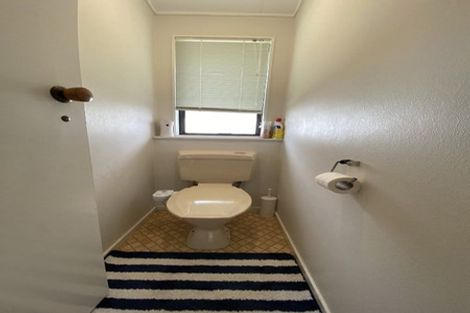 Photo of property in 2/23 Mataura Place, Clover Park, Auckland, 2019