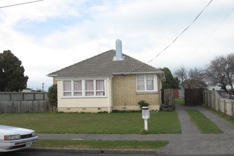 Photo of property in 8 Moore Avenue, Maraenui, Napier, 4110