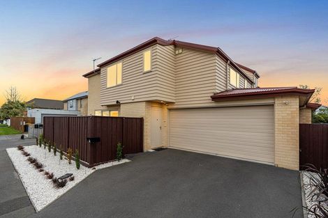 Photo of property in 74a Packe Street, Edgeware, Christchurch, 8013