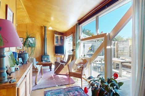 Photo of property in 115 Rua Avenue, Waitarere Beach, Levin, 5510